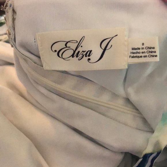 NWT Eliza J Cold Shoulder Tropical Print Dress - Picture 7 of 7